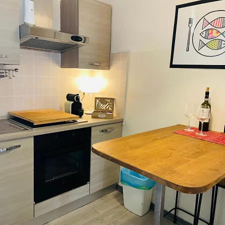 Montello & Гостевой дом 3*