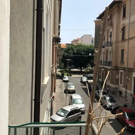 Montello & Гостевой дом Катания